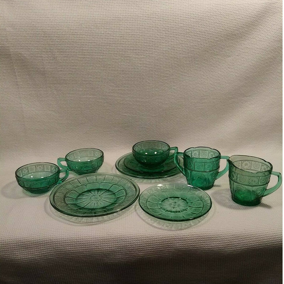 Jeannette Other - Doric n Pansy depression glass Pretty Polly Dishes